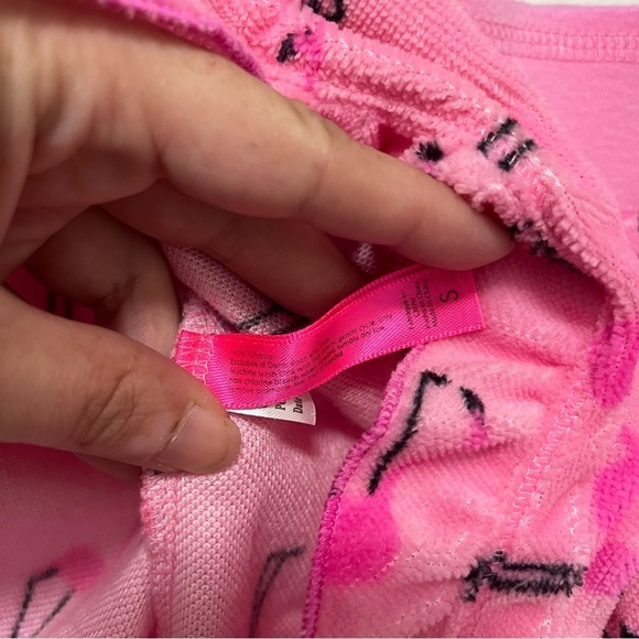 BETSEY JOHNSON Pink Flamingo Soft Terry Cloth Ruffle Hem Shorts Size Small - Picture 5 of 9